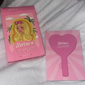 1 hand mirror 🩷🪞